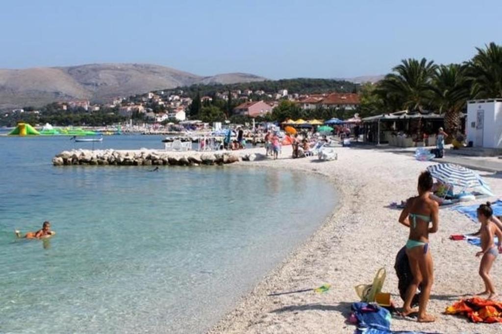 Apartment Mali San Trogir Exteriör bild